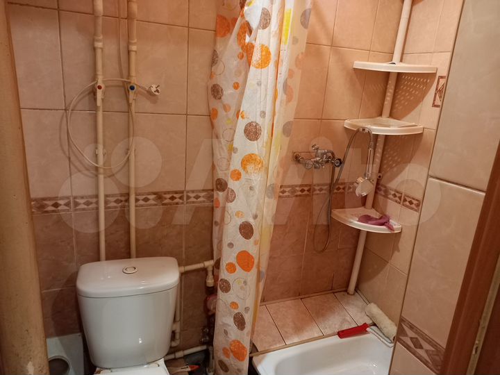 Комната 18 м² в 1-к., 2/5 эт.