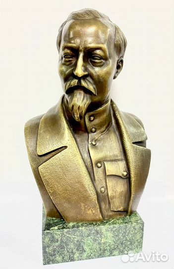 Бюст. Сталин. Дзержинский. Бронза. Камень