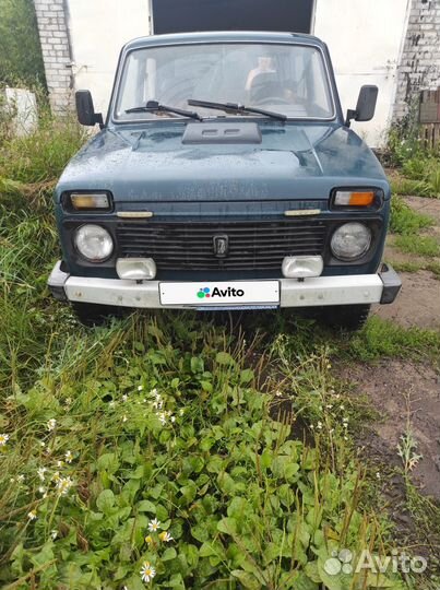 LADA 4x4 (Нива) 1.7 МТ, 2000, 300 000 км