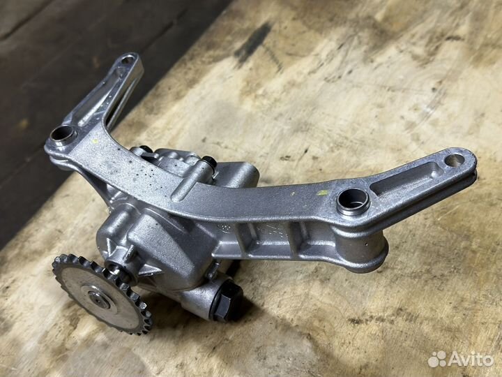 Насос масляный Гранд Старекс D4CB