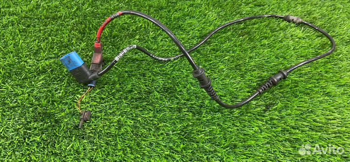 Провод датчика колодок передний для Mercedes E