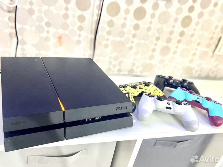 Sony playstation 4