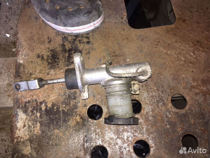 Цилиндр сцепления Nissan Maxima J30