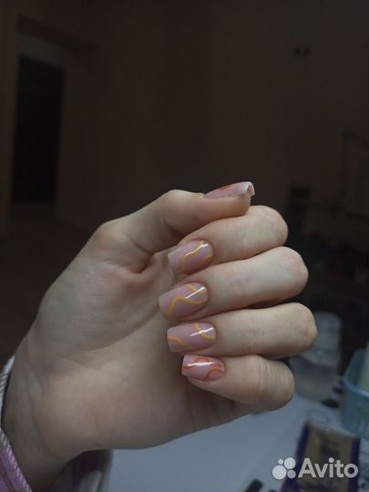 Маникюр