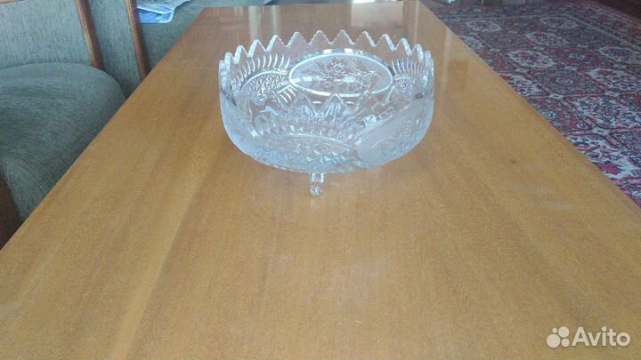 Хрустальная ваза