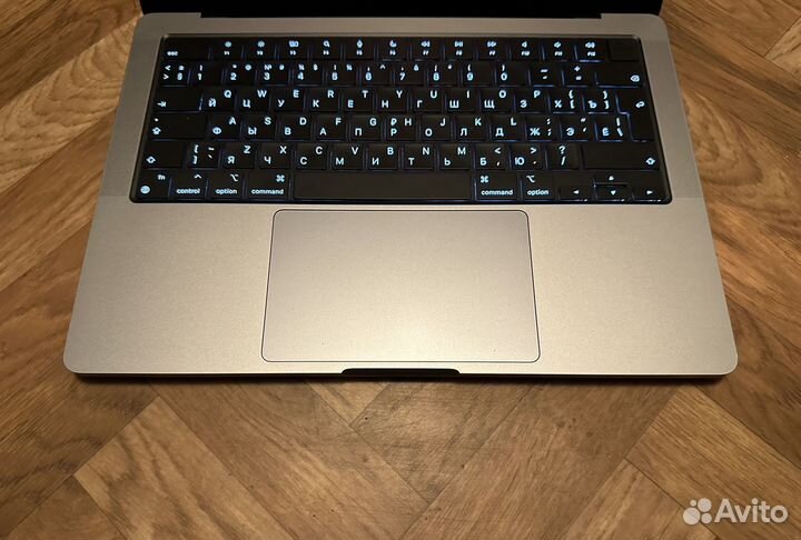 MacBook Pro M1 14