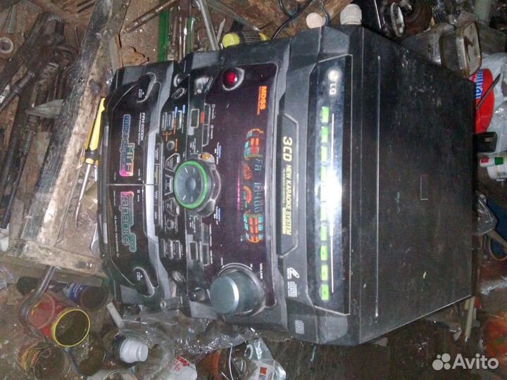 Музыкальный центр