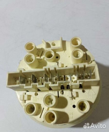 Прессостат 124732791 AEG electrolux zanussi