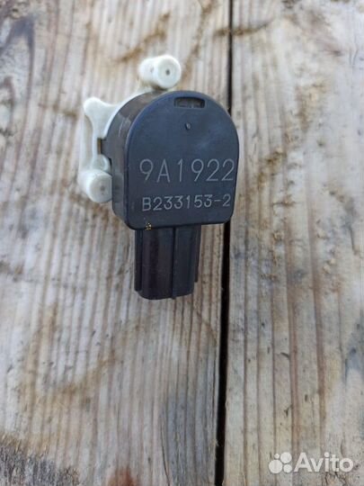 Датчик высоты дорожного просвета 89406-60030