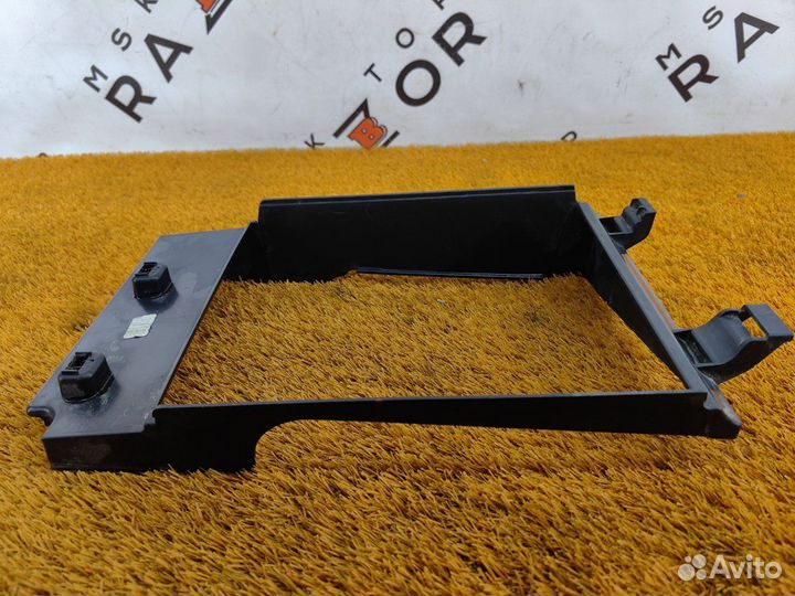 Дефлектор радиатора Renault Duster K9KR858 2021