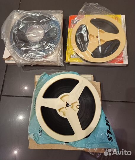 Бобины для магнитофона