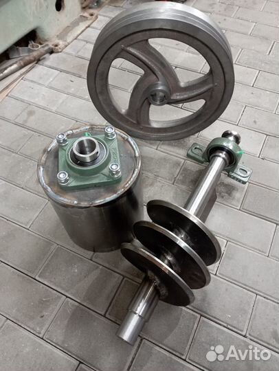 Измельчитель веток шнэковый