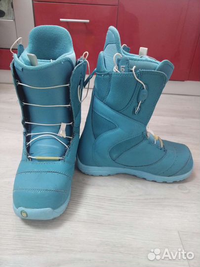 Сноубордические ботинки Burton mint женские