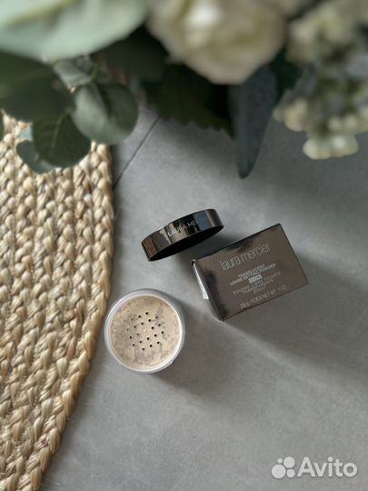 Пудра фиксирующая Laure Mercier glow transparente