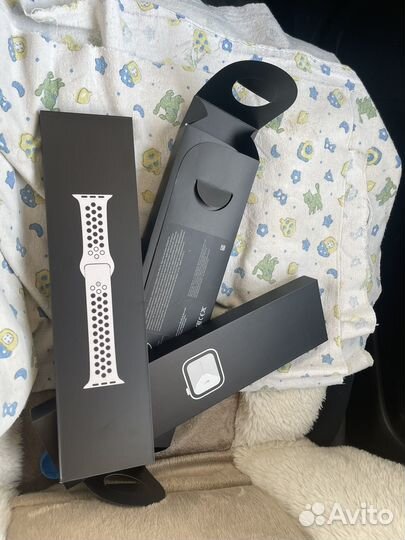 Apple watch se 44 mm nike серия
