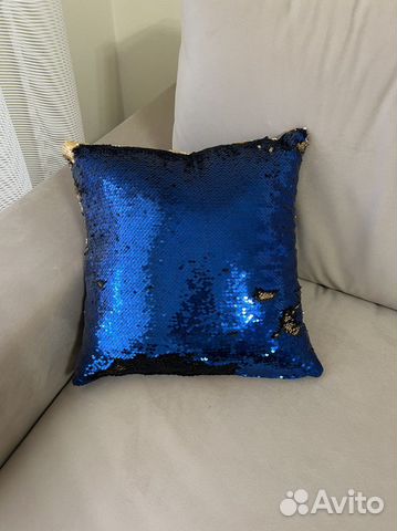 Подушка декоративная с паетками