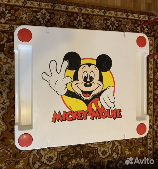 Детский столик