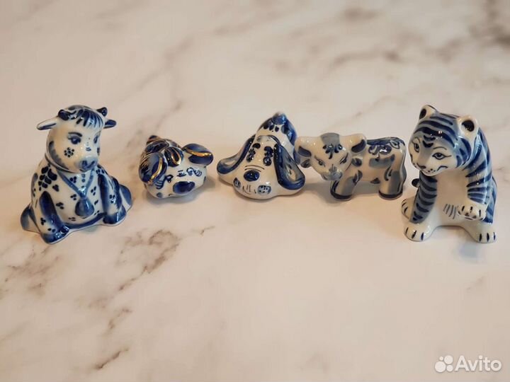 Гжель. Сувениры. Посуда. Фигурки