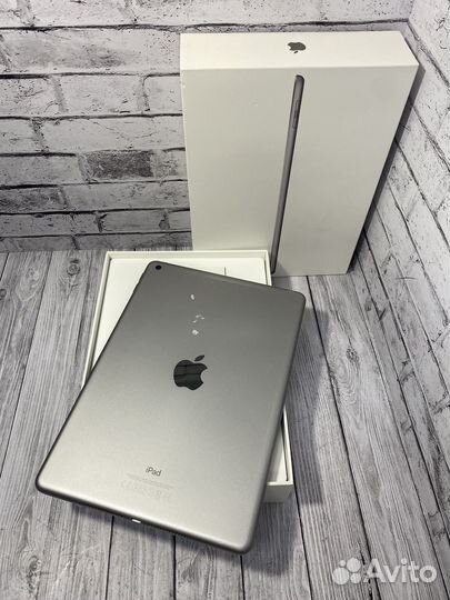 Планшет iPad 5 поколения 128гб