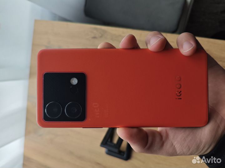 Vivo iQOO Neo8, 16/512 ГБ