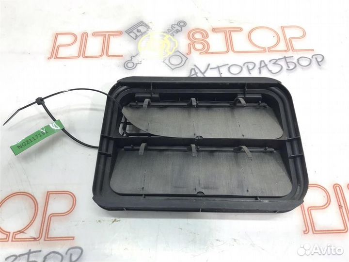 Клапан вентиляции Nissan Fuga (Y50) 2004 - 2007