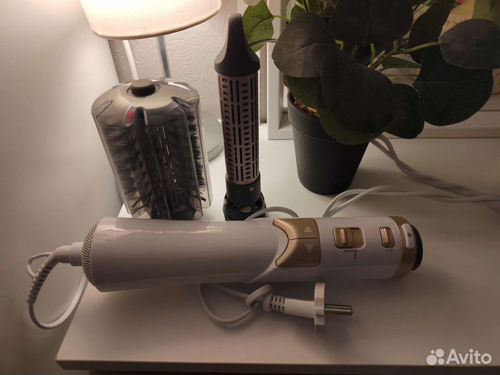 Фен щетка philips