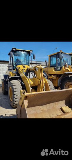 Фронтальный погрузчик