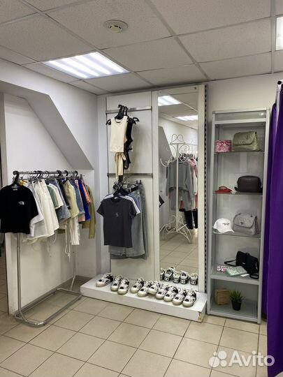 Шоурум женской одежды