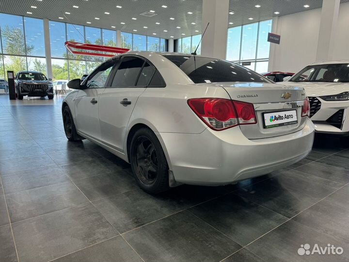 Chevrolet Cruze 1.6 МТ, 2010, 236 117 км