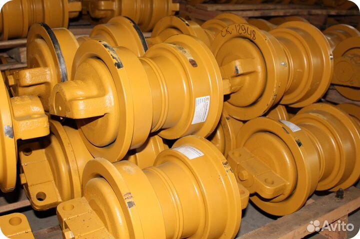 Каток опорный двубортный hstf D65E-12