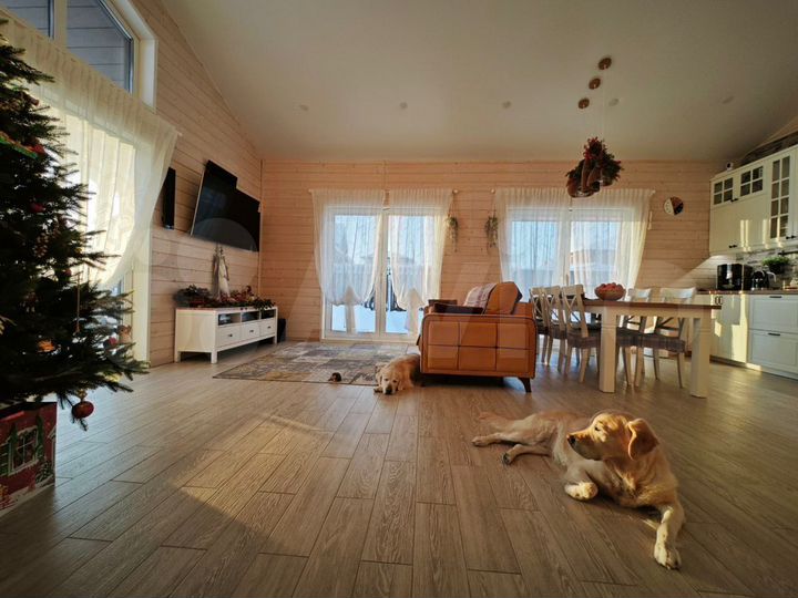 Коттедж 150 м² на участке 14 сот.