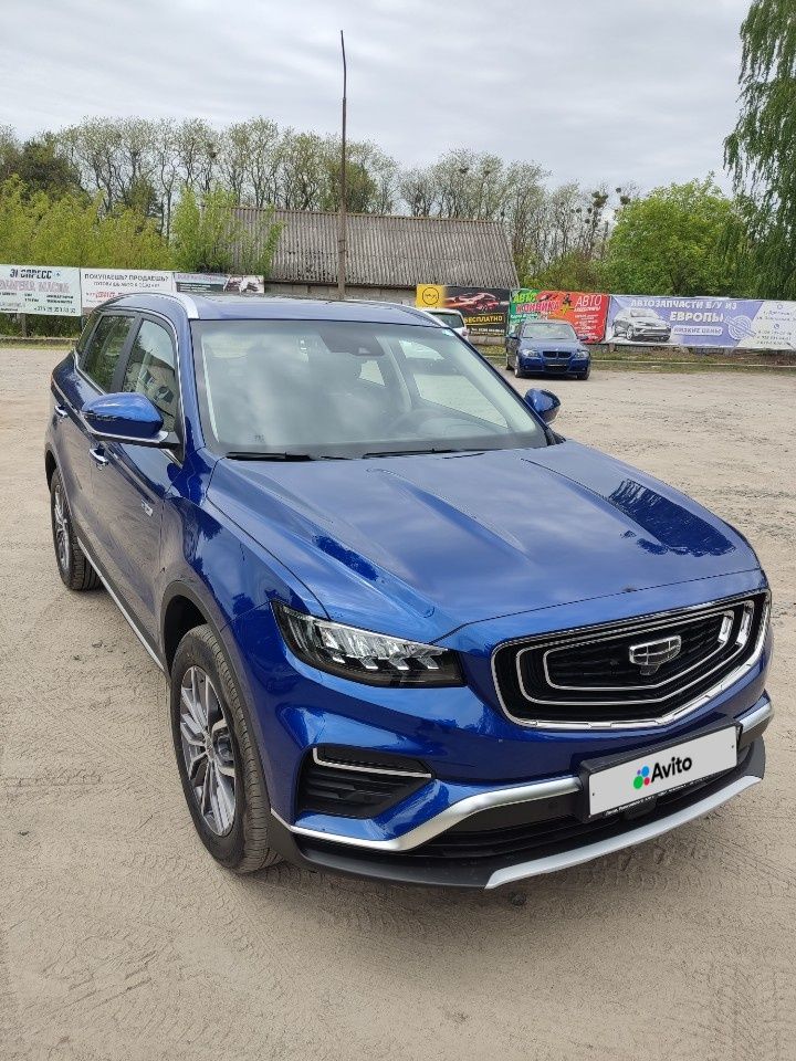 Geely Atlas Pro: фото владельца