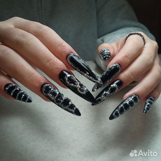 Мастер маникюра и наращивание ногтей