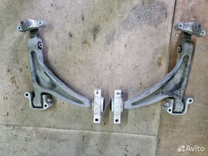 Рычаги нижние на volvo xc 90 2019 год
