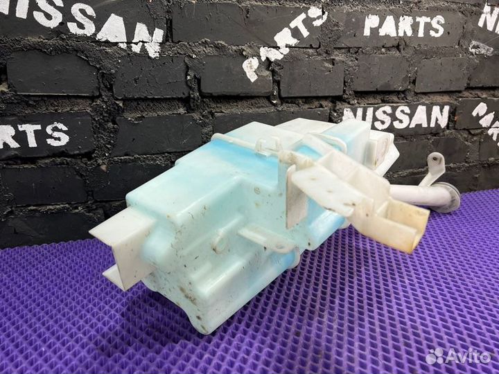 Бачок омывателя Nissan X-Trail NT31-105853 MR20DE