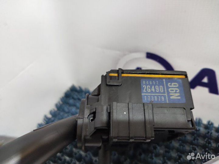 Переключатель дворников Toyota Avensis