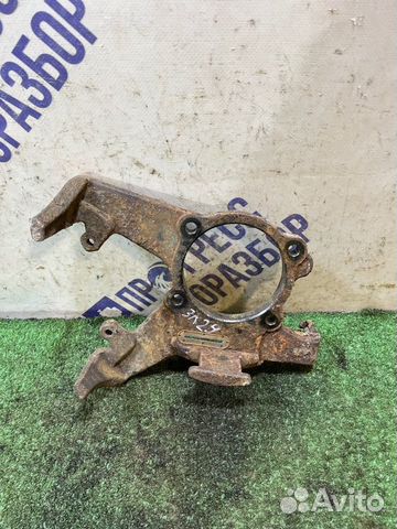 Кулак задний левый Ford Escape кроссовер 3.0 5KA