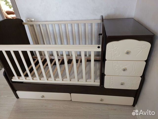 Детская кроватка