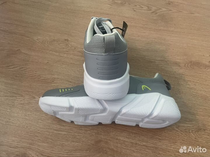 Мужские кроссовки 44 р