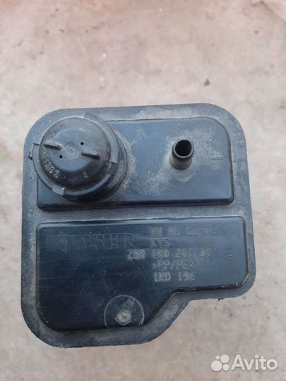 Абсорбер шкода октавия 2012г.в