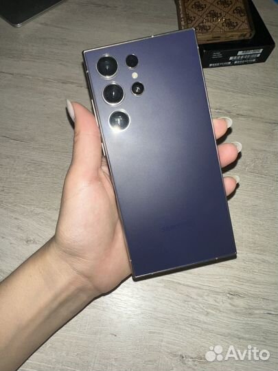 Samsung Galaxy S24 Ultra, 12/256 ГБ