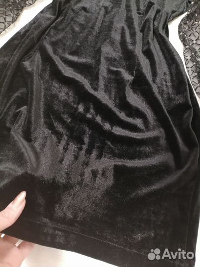 Платье бархатное 46