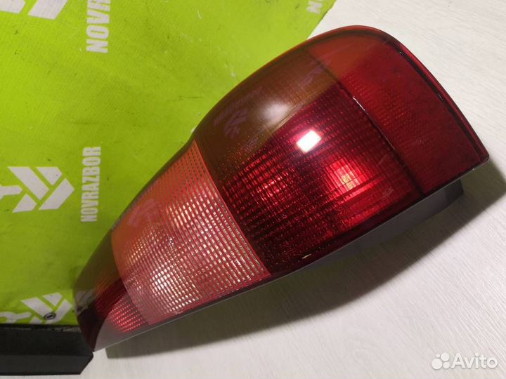 Фонарь задний правый Фиат Пунто 176