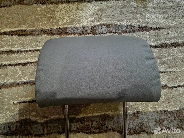 Подушка подголовника BMW