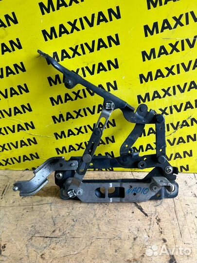 Петля капота передняя Bmw 5-Series F11 2.0 N47N