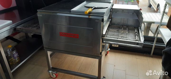 Печь для пиццы конвейерная