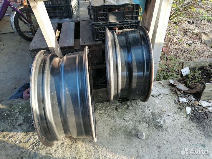 Штампованные диски r15