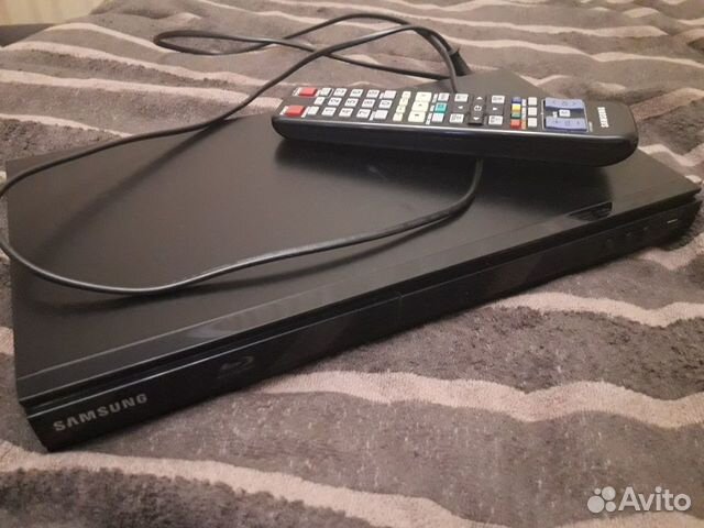 Blu-ray плеер samsung BD-E5300