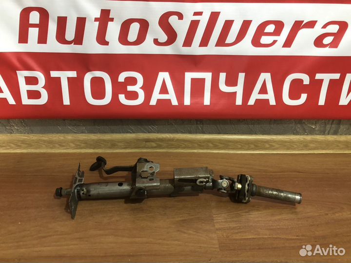 Toyota Avensis Verso рулевая колонка