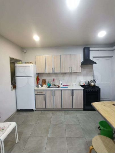 Комната 90 м² в 3-к., 1/1 эт.